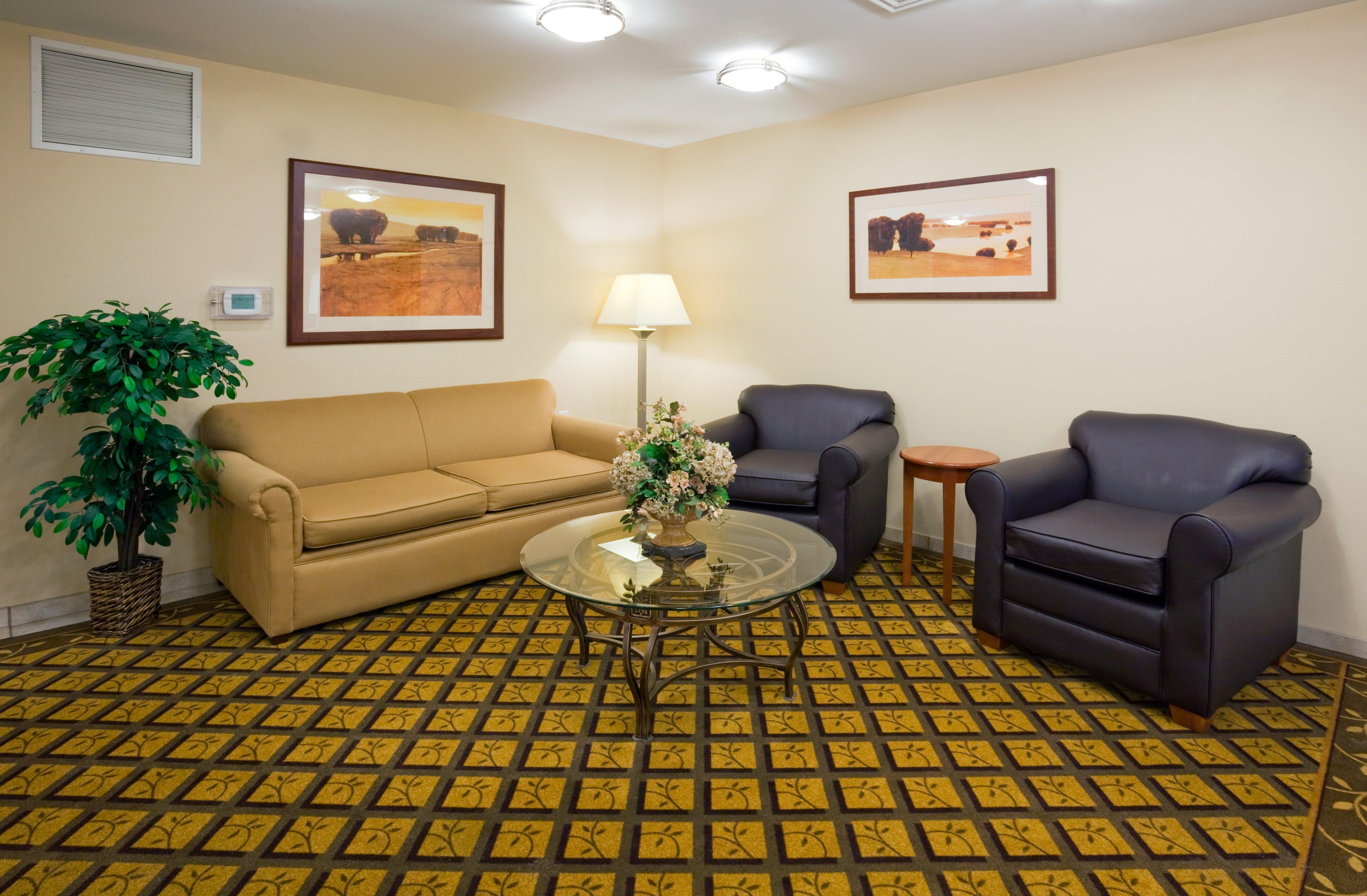 Candlewood Suites Milwaukee Brown Deer, An Ihg Hotel Інтер'єр фото