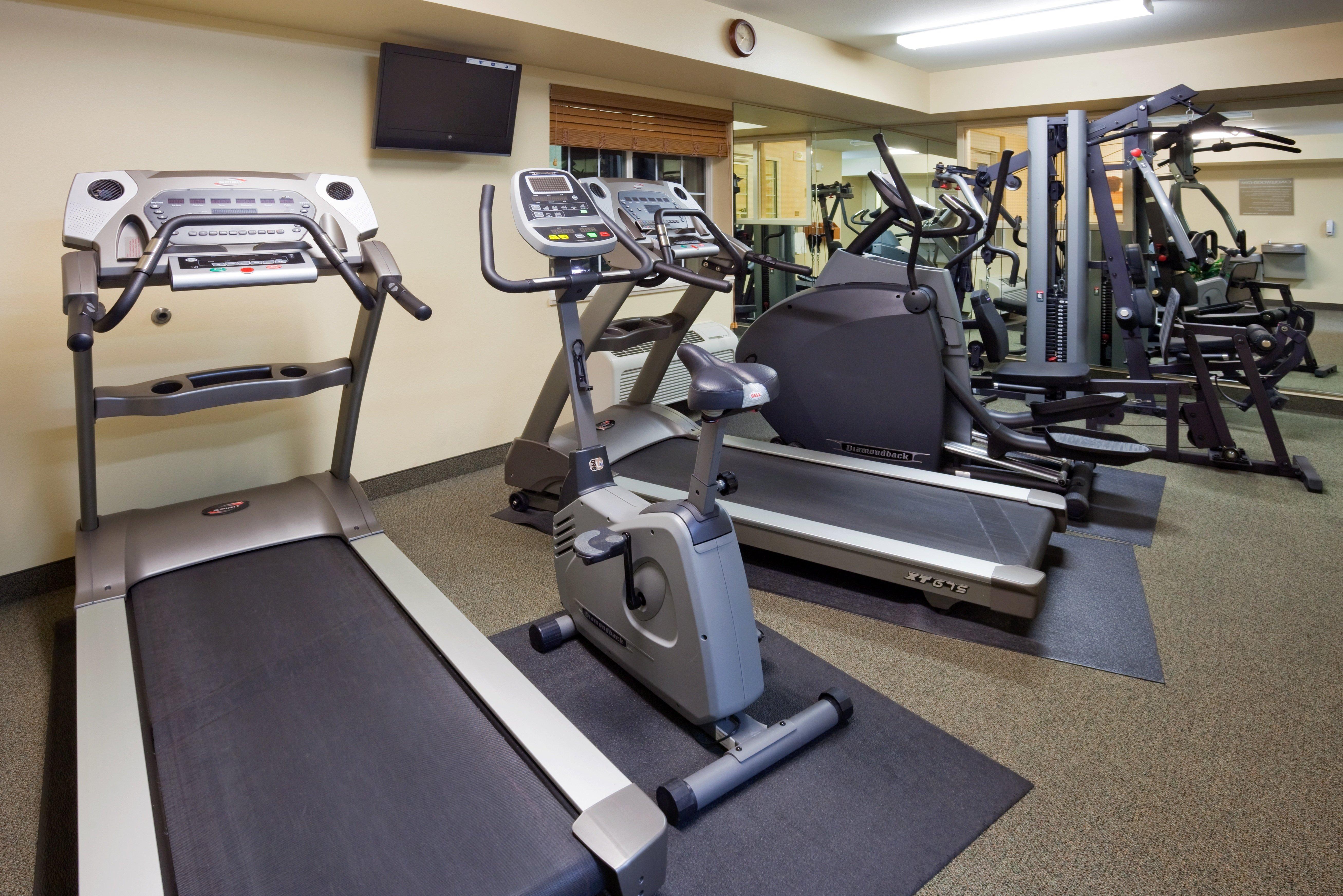 Candlewood Suites Milwaukee Brown Deer, An Ihg Hotel Екстер'єр фото
